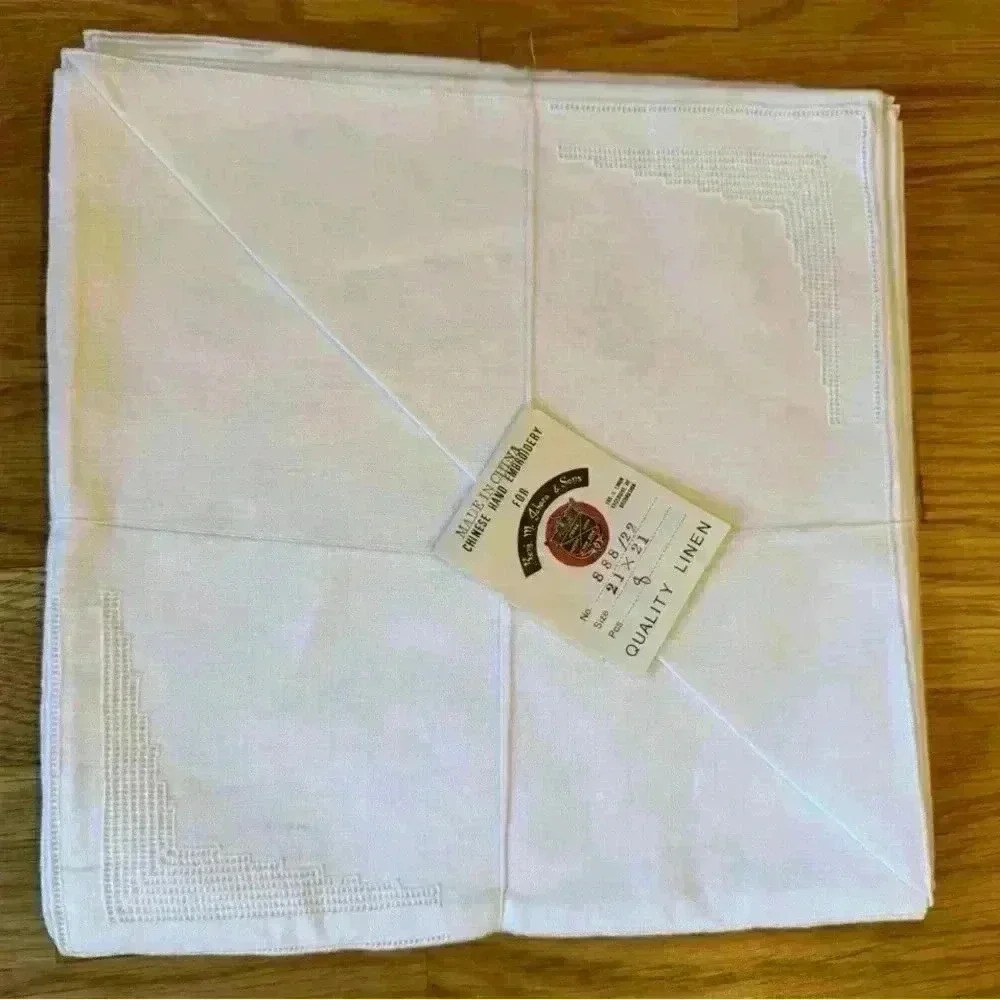 Vintage 1960 BENJAMIN M. JABARA & SONS white linen napkins hand embroidered 8 ct - Picture 5 of 11